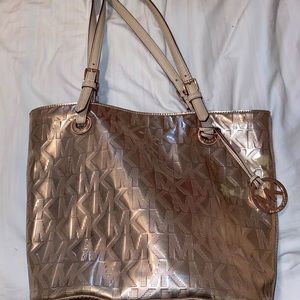 Micheal Kors tote